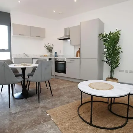 Apartment High Point 2 Bed *