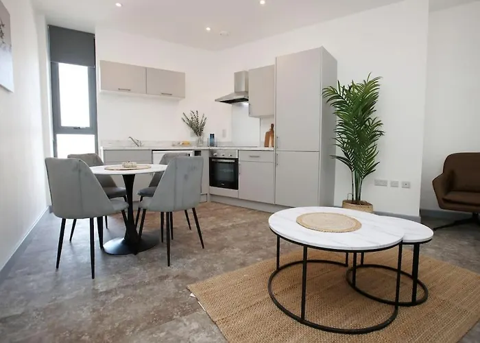 Apartment High Point 2 Bed *